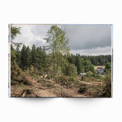 Dana Mueller Robinson | Edge of the Village/Grenzland – Bild 5